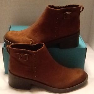BZEES Olivia Ankle Booties
